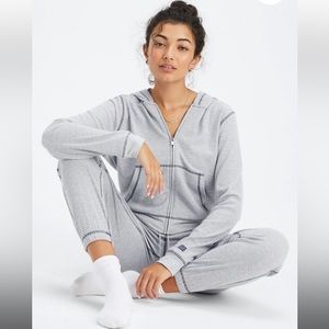 Fabletics | Gray Waffle Knit Jogger Set